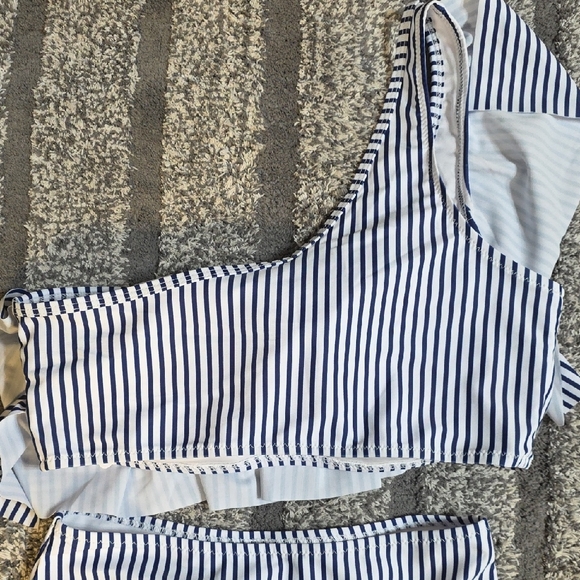 Navy Striped One-Shoulder Bikini Set - Picture 3 of 4